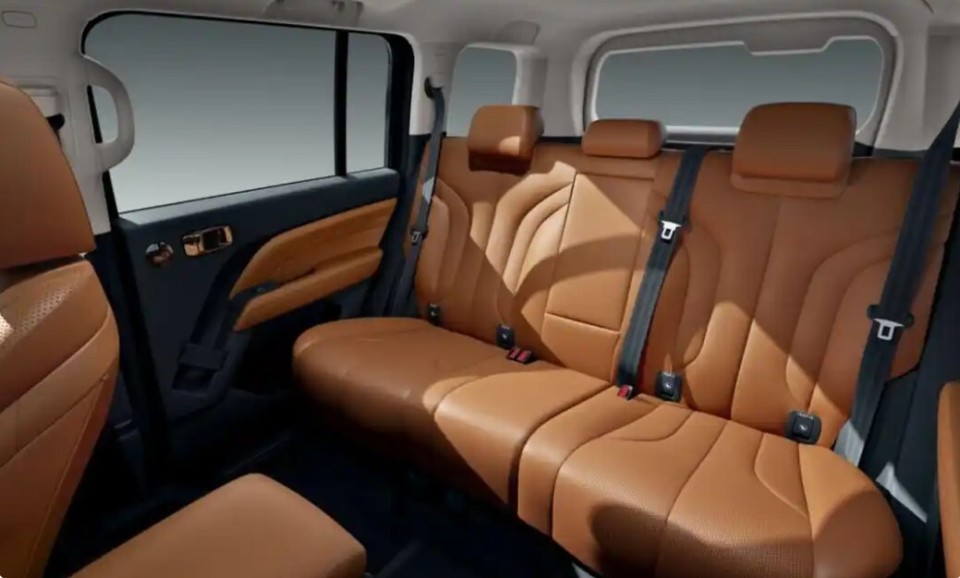 二代哈弗H9穿越版限时售23.29万 硬派越野 价格超香