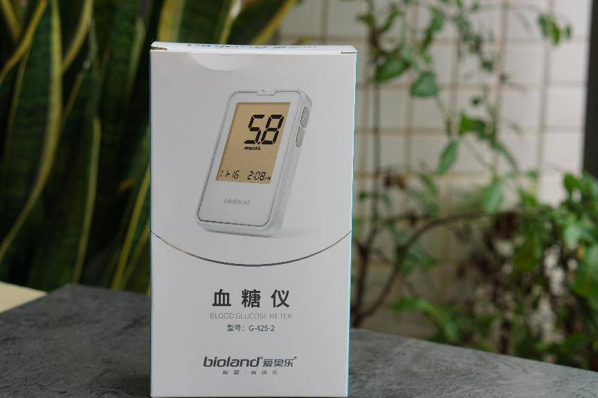 也是因为看医院在用这款血糖仪,就买了同款的,而且价格也比较便宜
