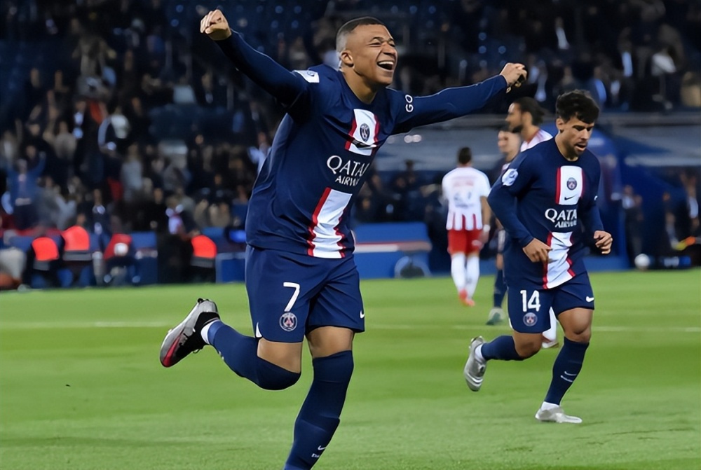 大巴黎vs欧塞尔首发曝光:343出击,维拉蒂坐镇,梅西姆巴佩冲锋_腾讯