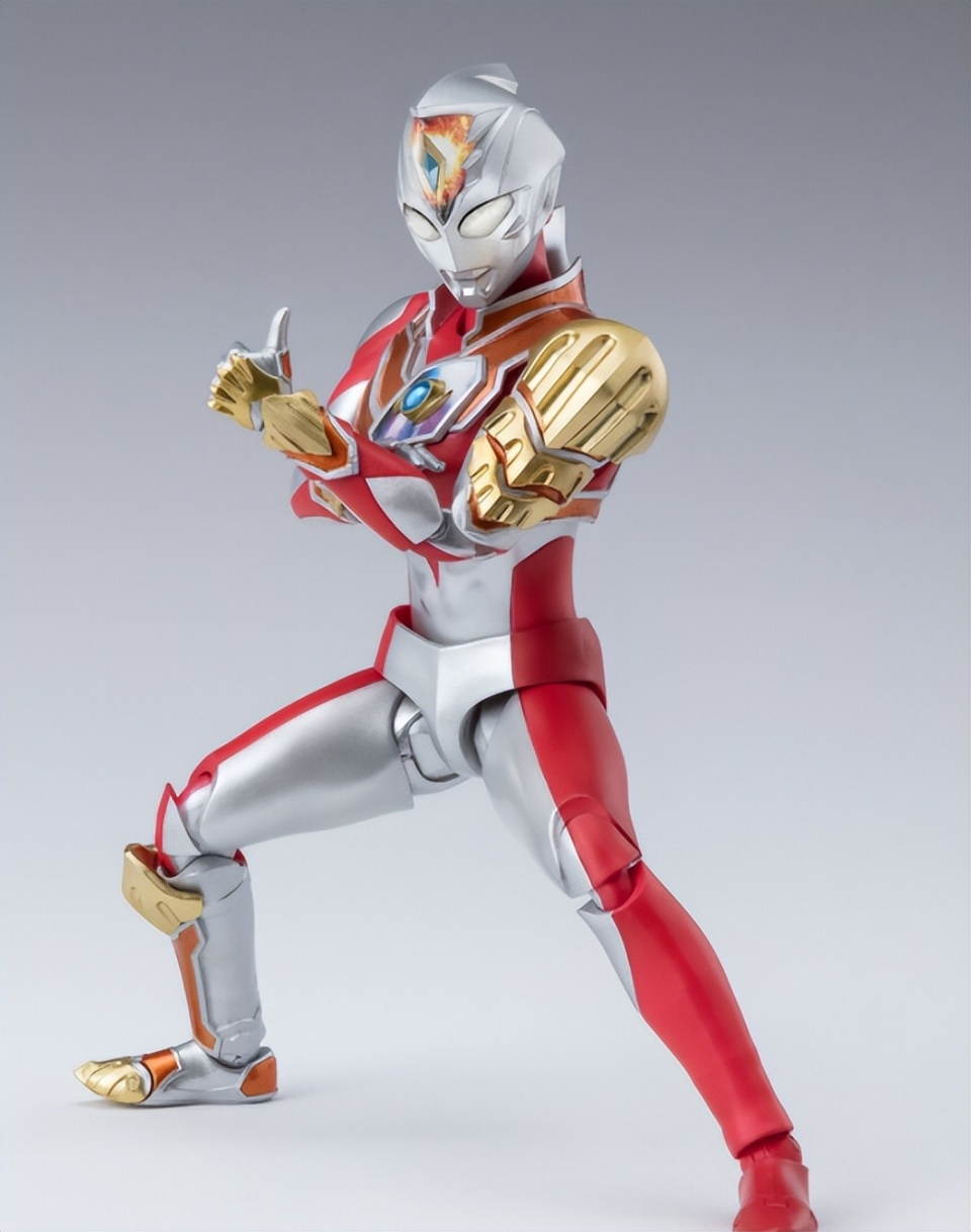 德凯奥特曼强力型shf手办官图公开 附带仁叔版德凯的专属手势-腾讯