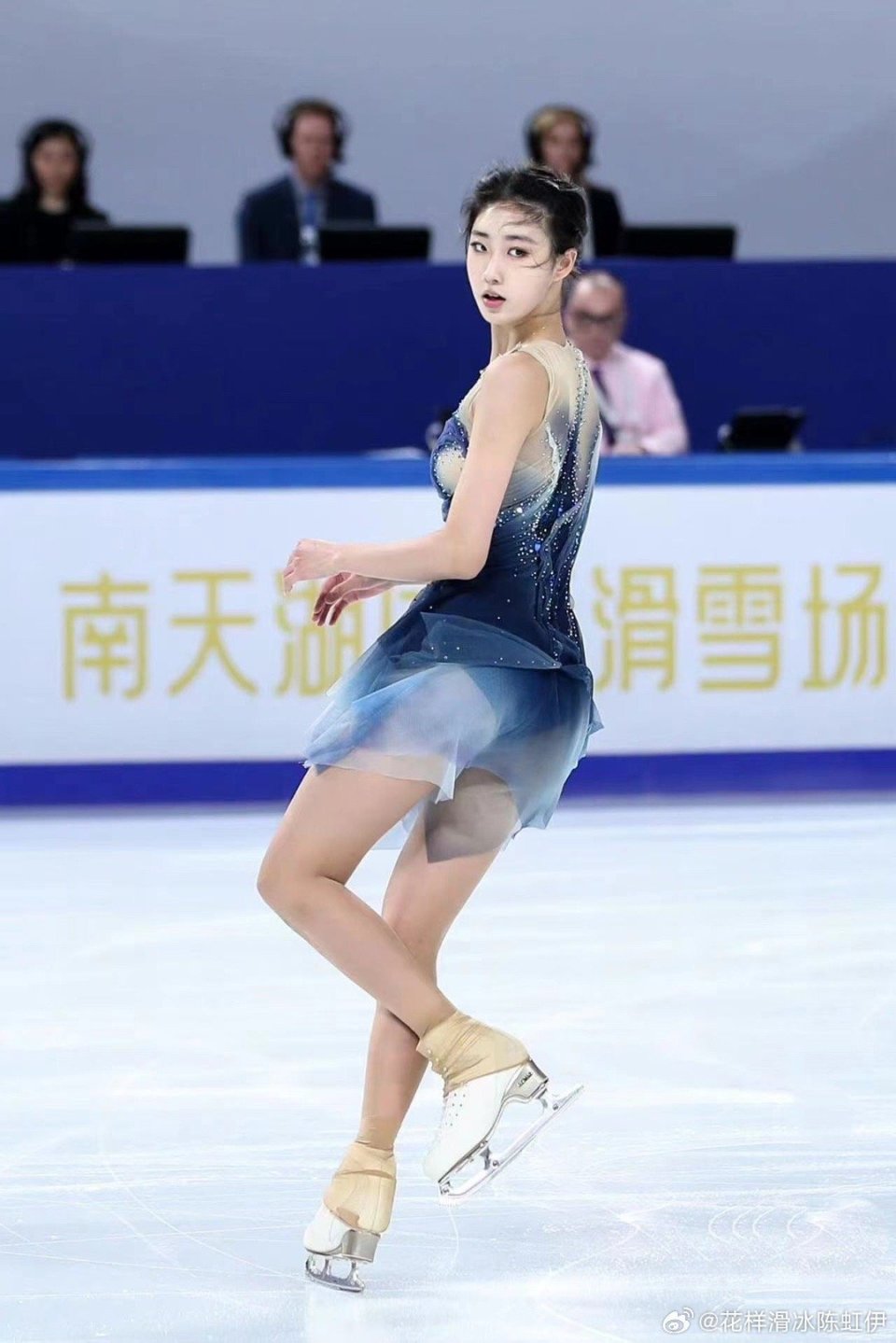 美得动人心魄中国最美花滑女神惊艳赛场连日韩网友都为她倾倒