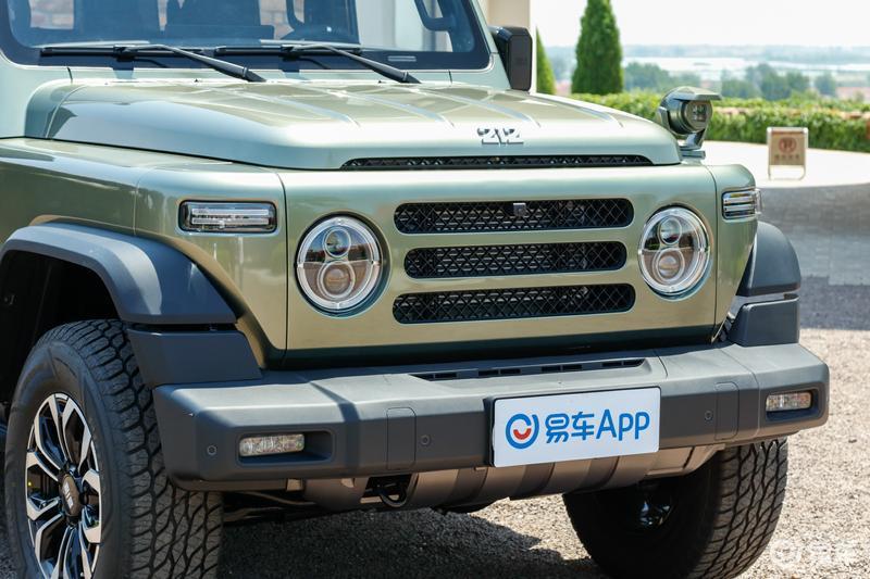 北京汽车制造厂全新品牌旗下首款车型——212