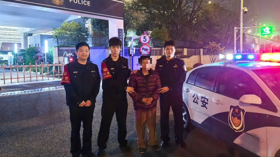 ����͵��7000Ԫ����ת����40Ԫ  �񾯡���������