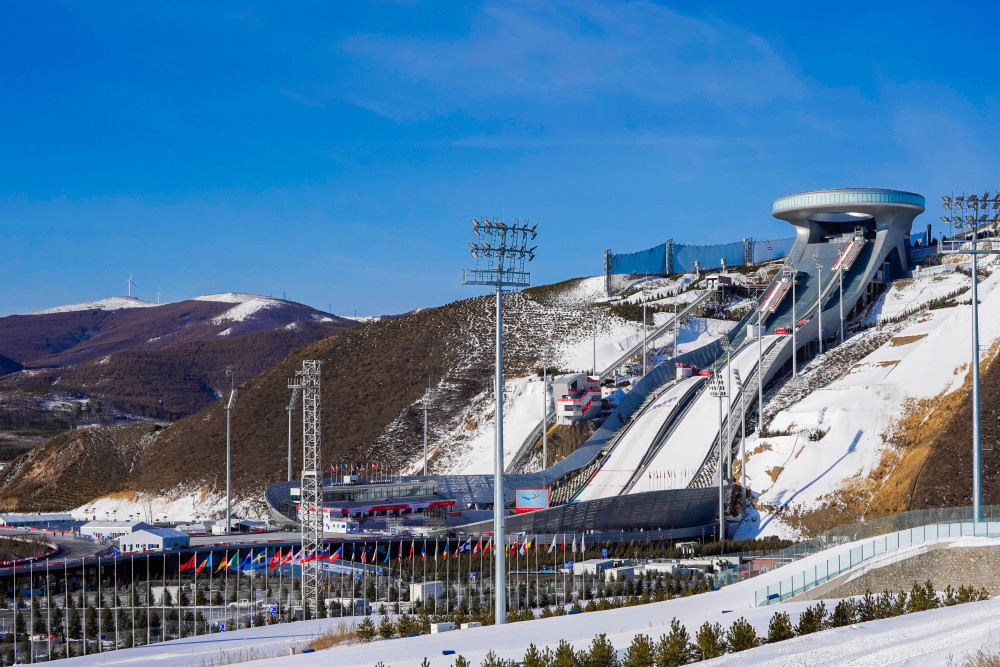 云顶滑雪公园,雪如意持续忙碌,崇礼冬奥场馆初步实现四季运营