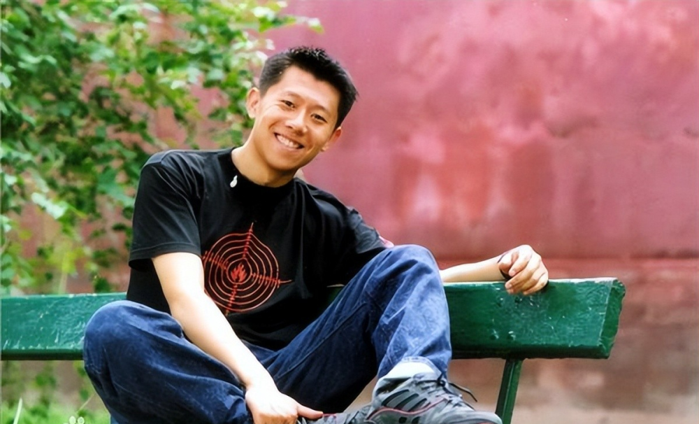 三料影帝夏雨,注定不属于名利场,早已活成了艺术家的