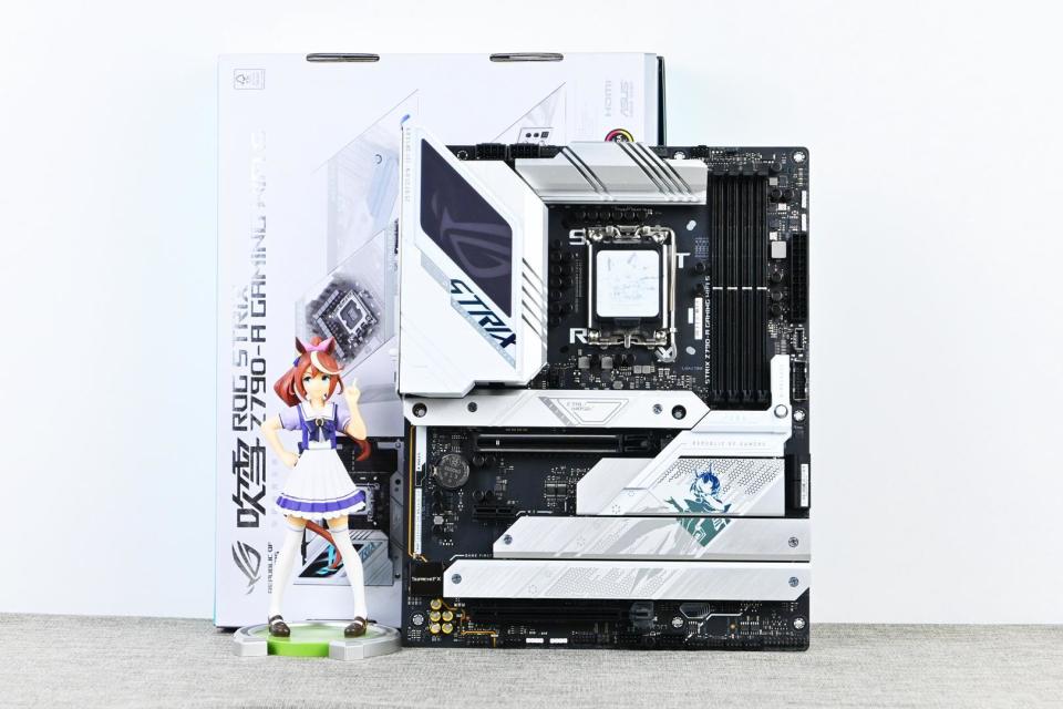 华硕ROG STRIX Z790-A GAMING WIFI S吹雪主板试玩：可玩性十足