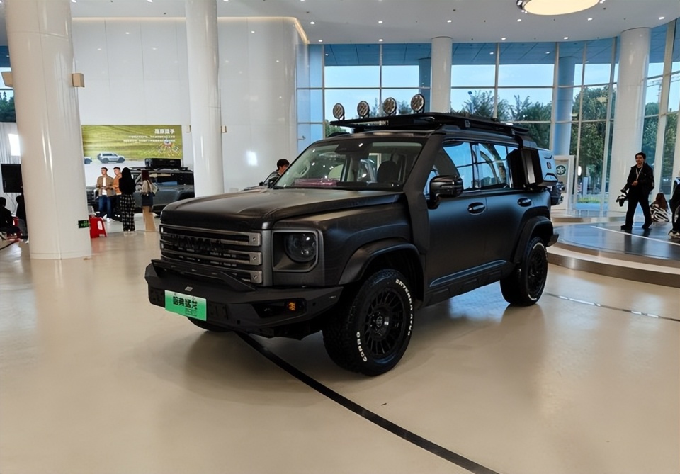 中国　山河　８分 解读奇瑞瑞虎8系列：8系共有五款车，选车需要着重了解动力系统