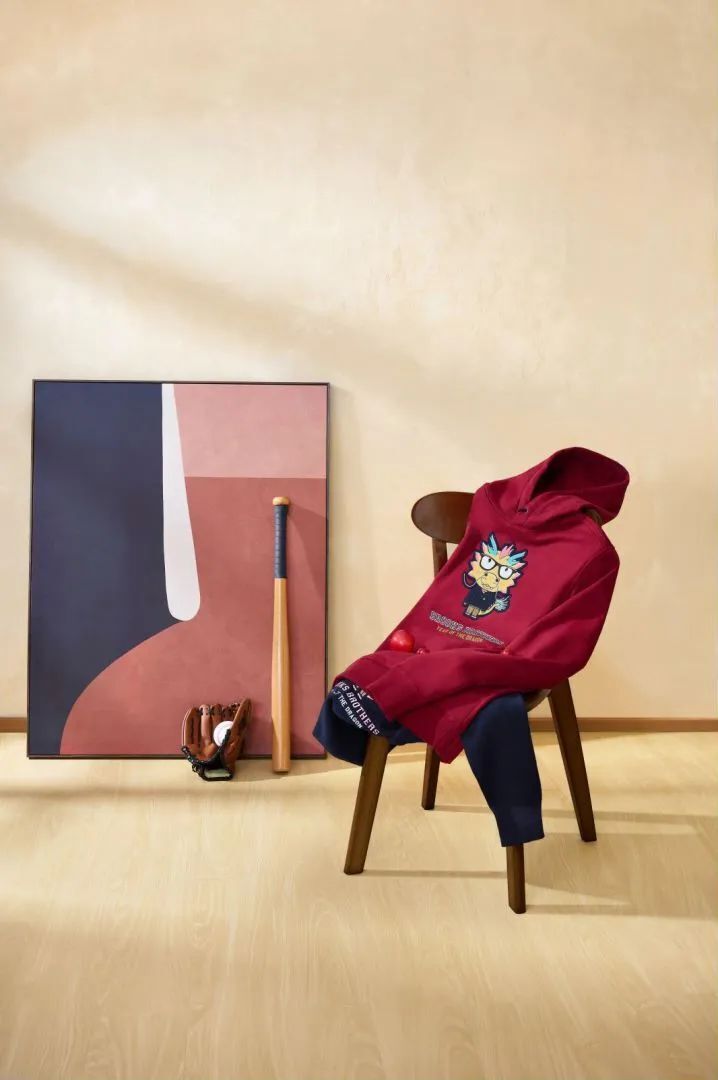 医用充气靴怎么穿巴黎世家推出 2024 足球系列新品_https://www.jmylbn.com_新闻资讯_第14张