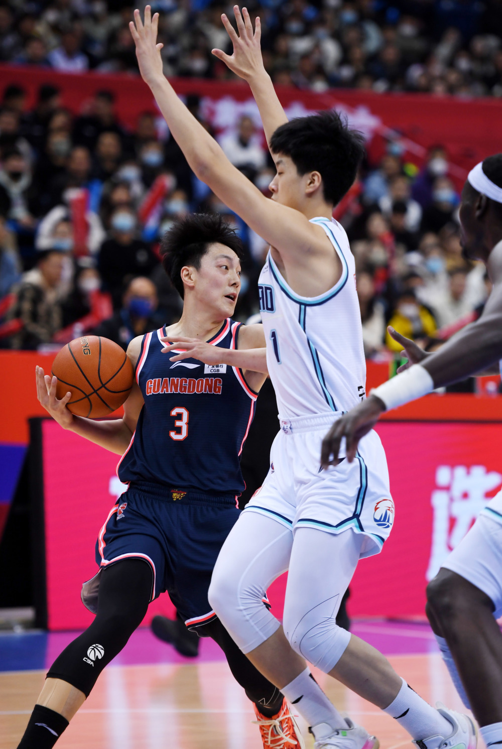 (体育)篮球——cba常规赛:青岛国信水产对阵广东东莞大益_腾讯新闻