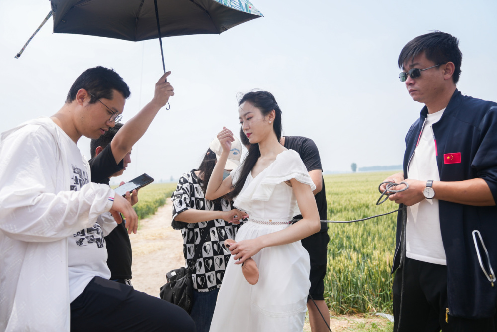 致高考学子,六月乘风破浪看《逐浪》——大河报·豫视频倾情打造大型