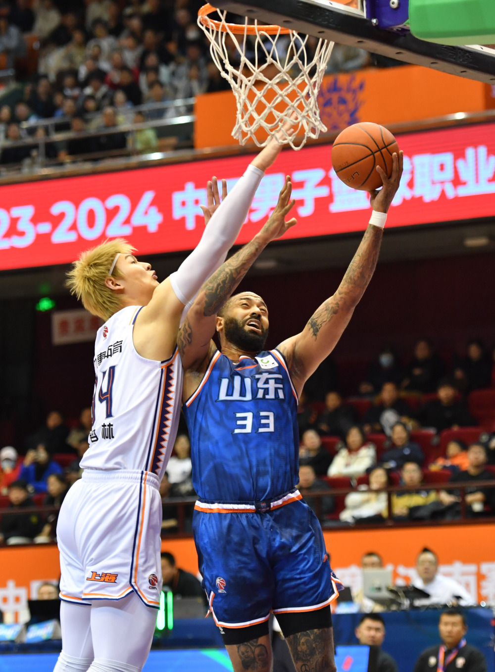 篮球cba常规赛山东高速不敌上海久事