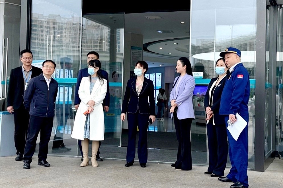 全面部署防患未然开福区委书记罗玉环带队深入江湾医院开展安全生产
