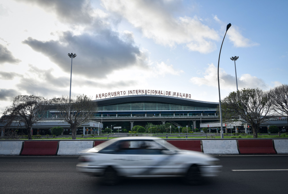 这是5月15日拍摄的赤道几内亚马拉博国际机场外景.