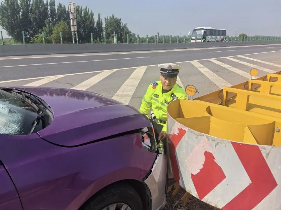 守护平安一老兵——记市交警支队长济高速大队二级警长李海顺