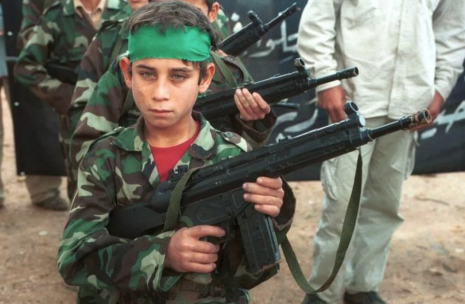 二战美国娃娃兵:12岁就去打鬼子,就当是打我继父 | 循迹晓讲_腾讯新闻