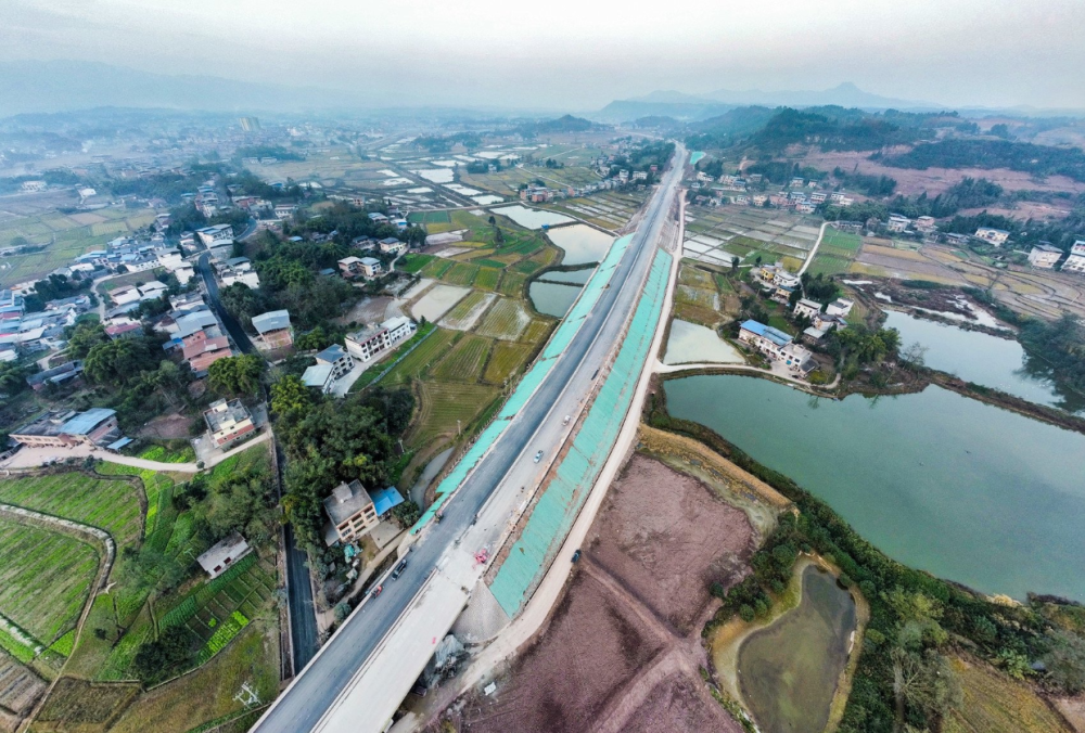 完美收官,祝贺成渝地区梁开高速全线贯通,两地百姓很幸福