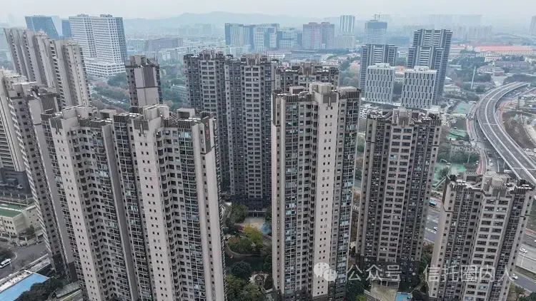 地产信托业务规模低至5％，信托业加速“剥离”房地产-叭楼楼市分享网