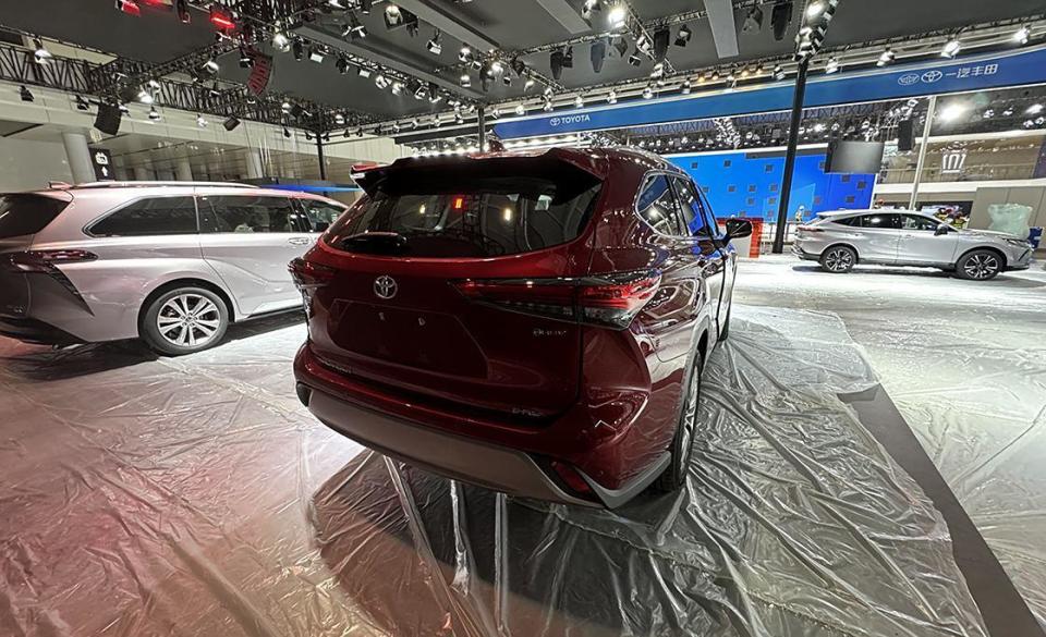 主要对配置进行提升,新款广汽丰田汉兰达粤港澳车展前夕实车曝光