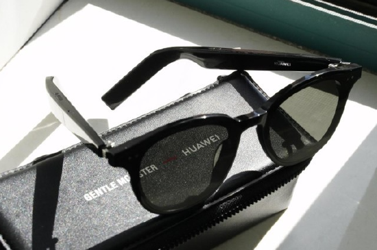 华为新一代智能眼镜将于 10 月 18 日面向欧盟地区推出-腾讯新闻