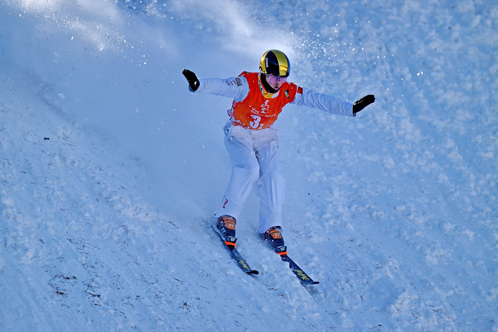 自由式滑雪空中技巧公开组混合团体赛况
