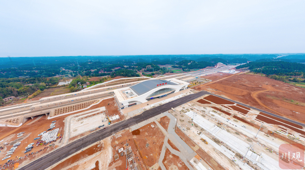 影像志振翅欲飞航拍成宜高铁资阳西站