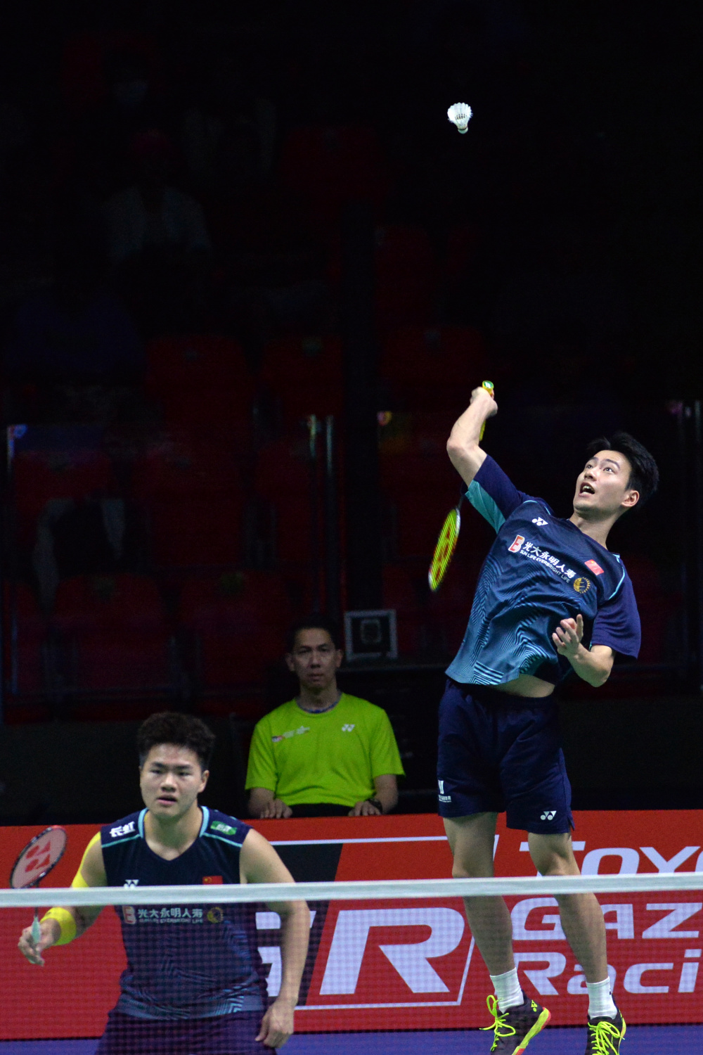 体育羽毛球泰国公开赛梁伟铿王昶晋级决赛