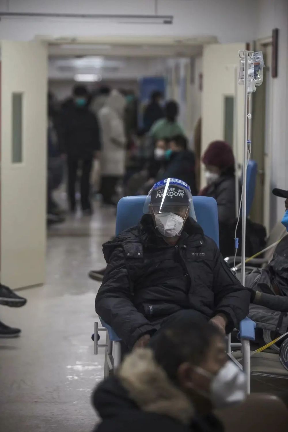 朝阳医院发热门诊的一夜：最脆弱的群体是如何度过的？000851高鸿股份2022已更新(今日/知乎)