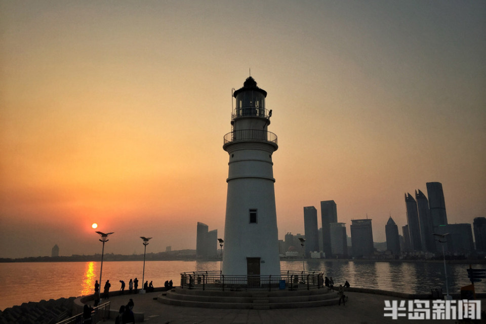 爱在市南 为爱打卡丨情人坝:爱情灯塔,为你点亮_腾讯新闻