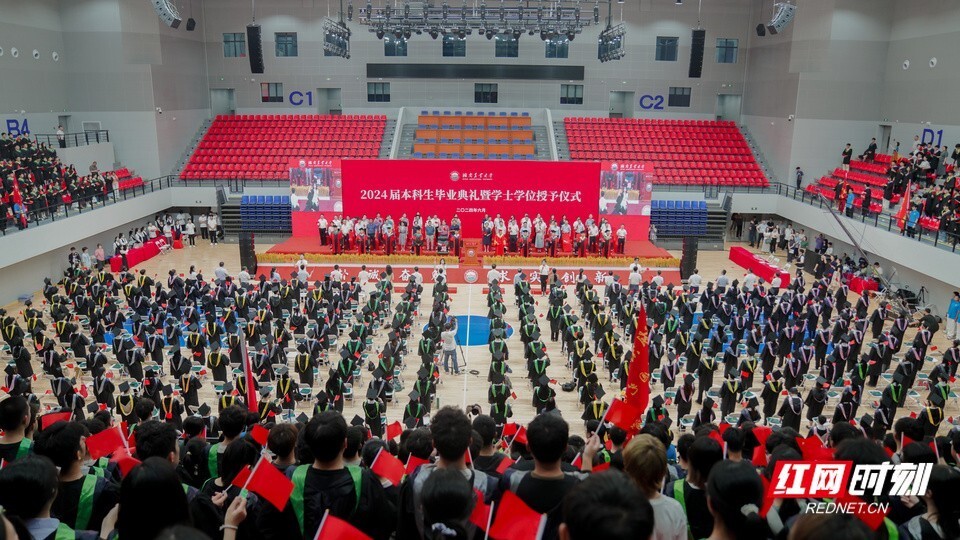 毕业季丨今天是桃李芬芳,明天是社会的栋梁