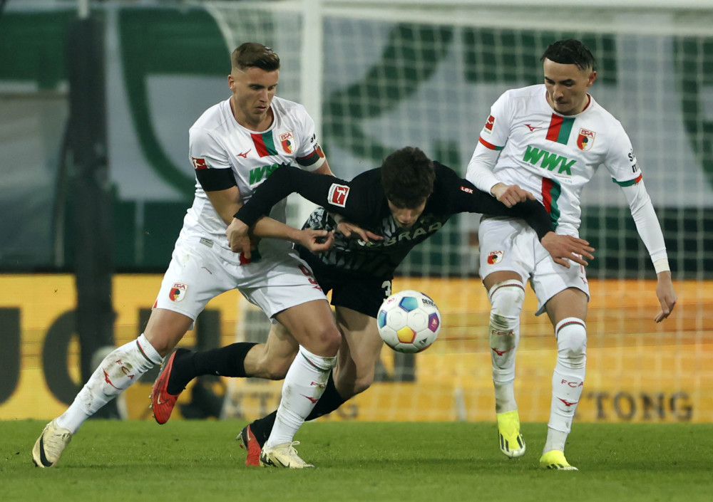 足球德甲奥格斯堡胜弗赖堡