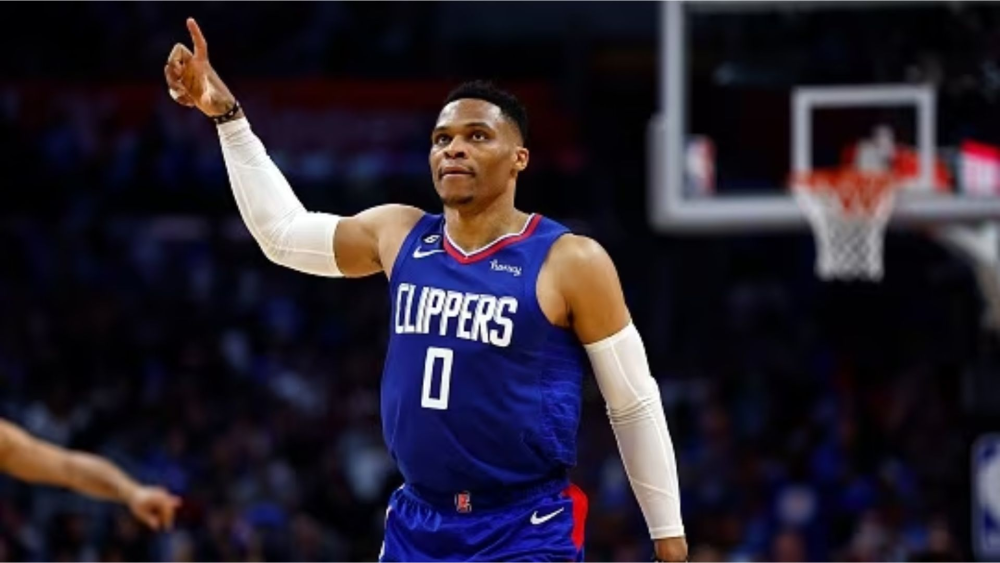 18分6板7助攻5抢断离开湖人威少彻底放飞自我这状态真好啊