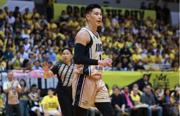 林书豪和他的兄弟战队,晋级东超!