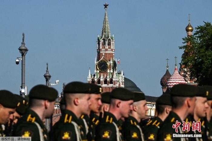 俄罗斯今天将举行成功日红场阅兵，普京将出席并致辞