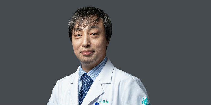 大医生王景福为患癌儿童打怪兽