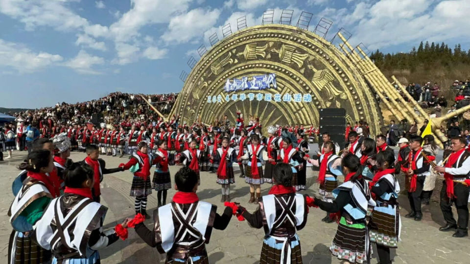 大方县兴隆乡:"民族文化 "助推乡村旅游迈上新台阶_腾讯新闻