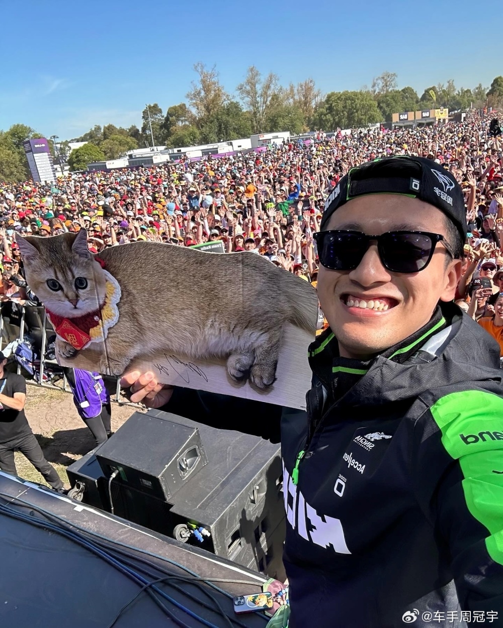 周冠宇:这周很多问题会努力解决;谢谢杰伦哥和hannah支持!_腾讯新闻