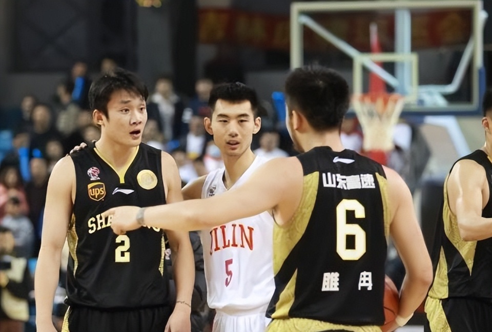 睢冉不后悔当经纪人:想自己培养nba球员 骂我是好事_腾讯新闻