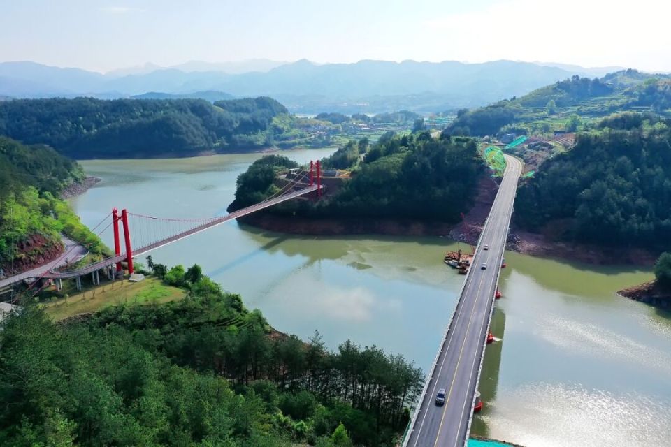 其中遂昌湖山至黄沙腰段项目起点位于遂昌县湖山乡雷石村附近接峡湖金
