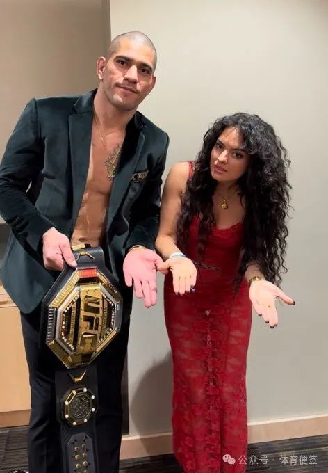 佩雷拉解释为什么摊手嘲笑希尔_腾讯新闻