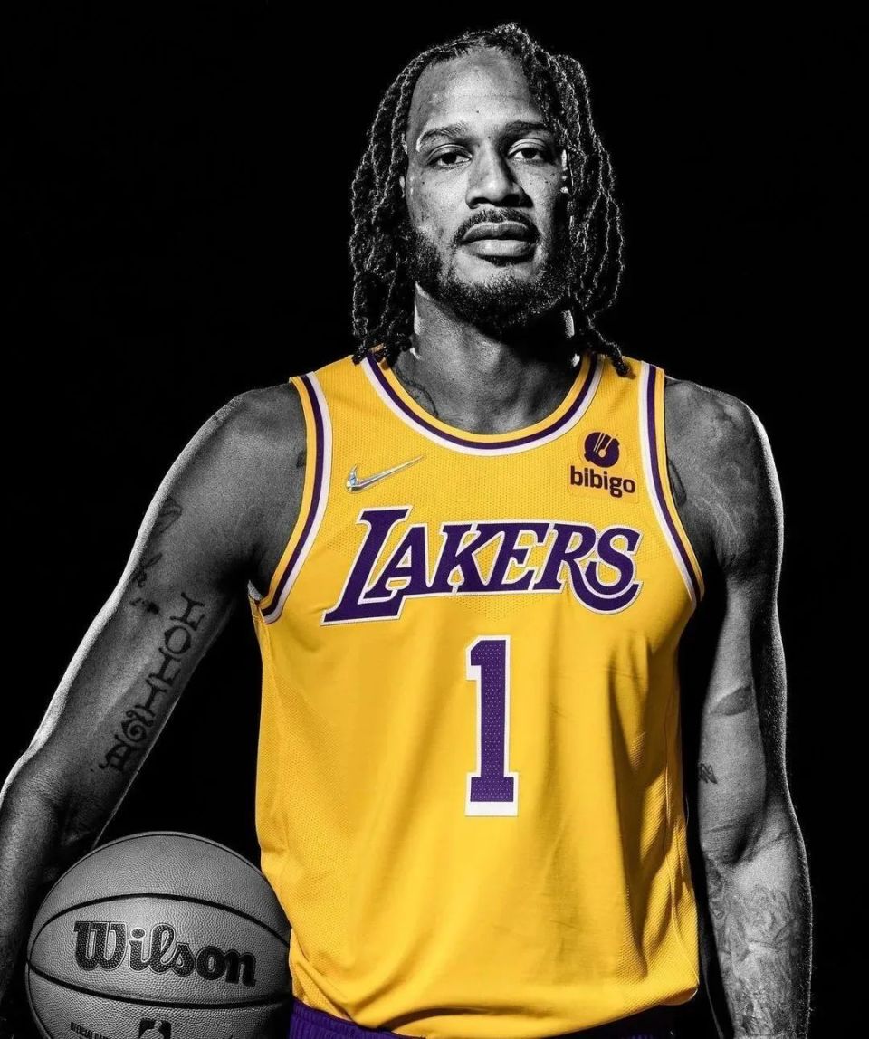 阿里扎以湖人的身份离开了nba历史上被交易次数最多的球员