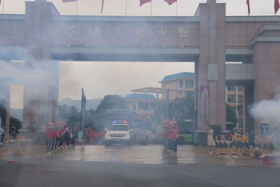 你们只管乘风破浪,我们为你保驾护航!(内附考点交通管制措施)