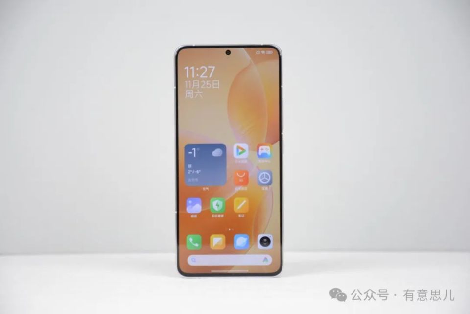 抛开手机市场的竞争态势不说,本质上redmi k70的存在应该说是给同价位