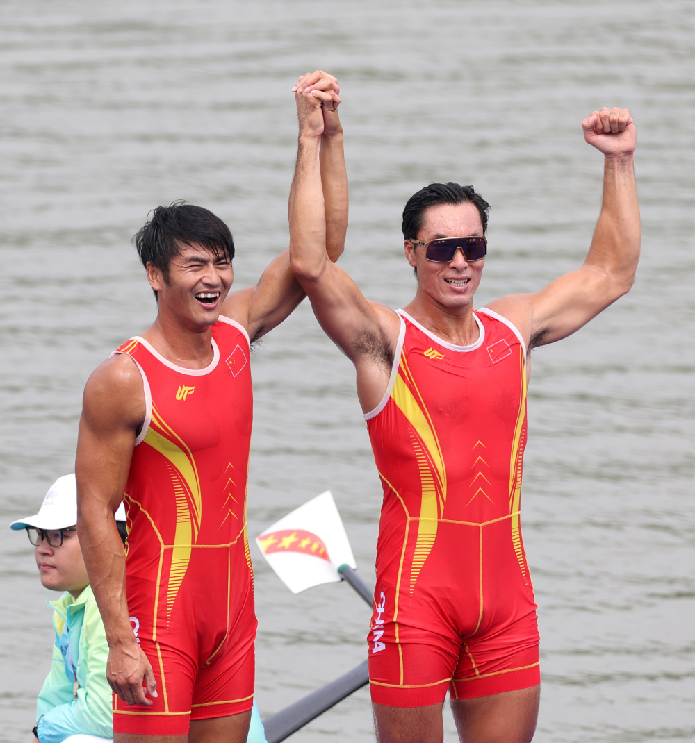 赛艇——刘治宇/张亮夺得男子双人双桨冠军(2)_腾讯新闻