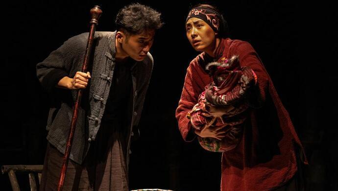 《原野》亮相茉莉花剧场,悬疑,意识流等表现主义方法解读经典-腾讯