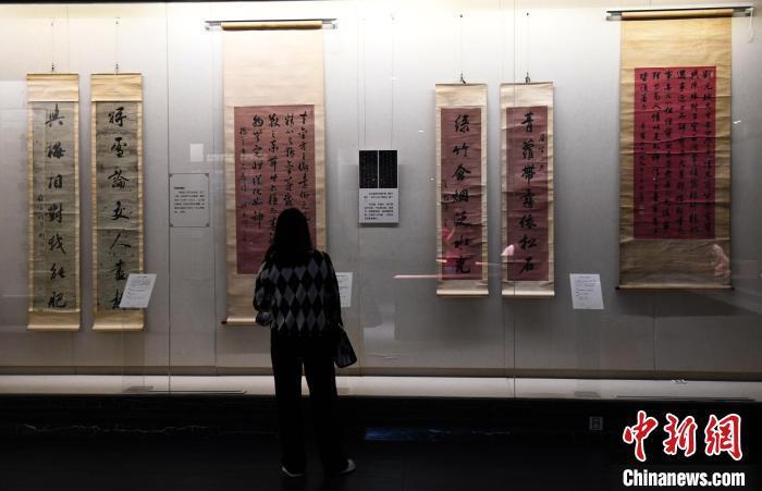 近八十件（套）重庆中国三峡博物馆馆藏清代帖学书法作品亮相_腾讯新闻