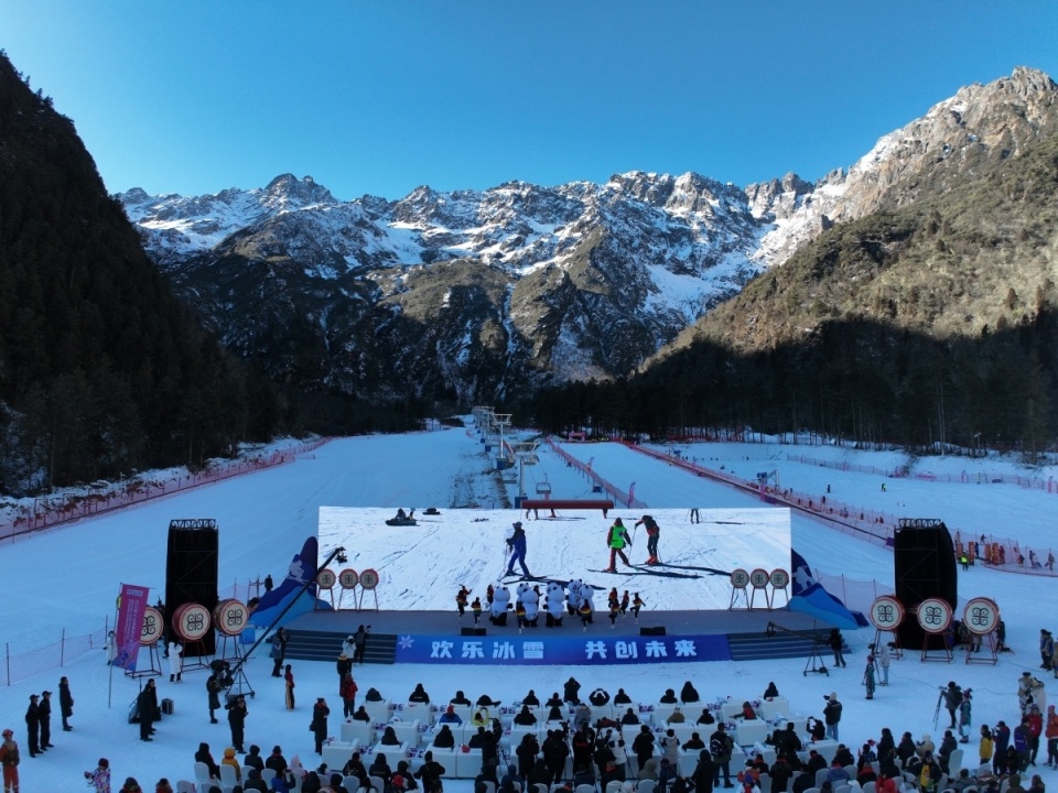 羌人谷滑雪場.