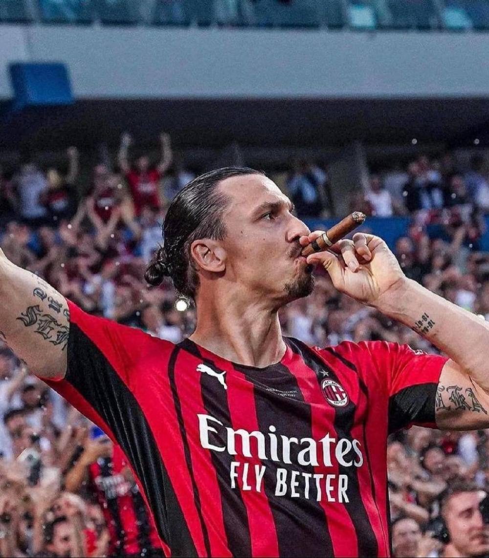 41岁伊布退役:今早起床时正在下雨 上帝都为我哭泣_腾讯新闻