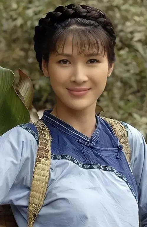 《亮剑》18年后,女主童蕾大变样,早年情断周一围,如今复出还债