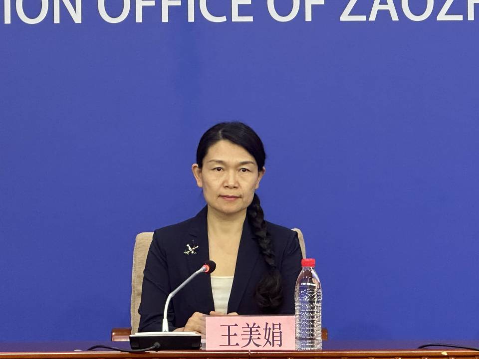 会上,市残联党组成员,副理事长王美娟介绍了枣庄市目前具体开展的残疾