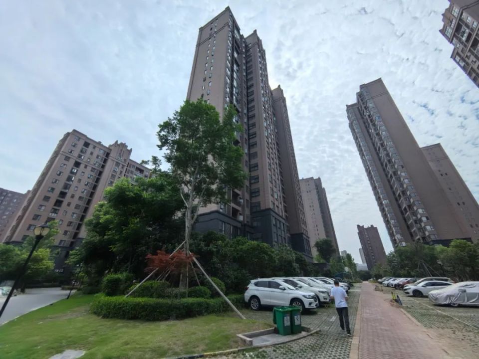 【拍卖公告】汉旺世纪城房屋拍卖